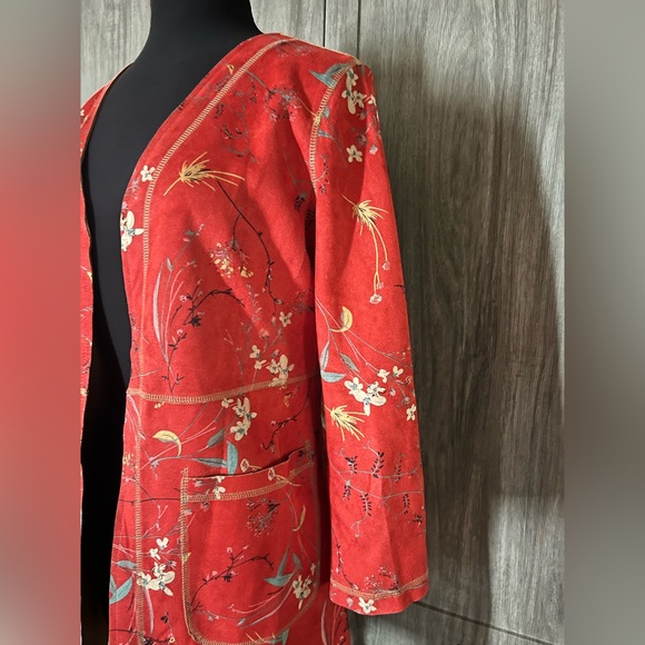 Anthropologie Solitaire red Suede Large Floral
Open Front Kimono Jacket - Picture 4 of 10